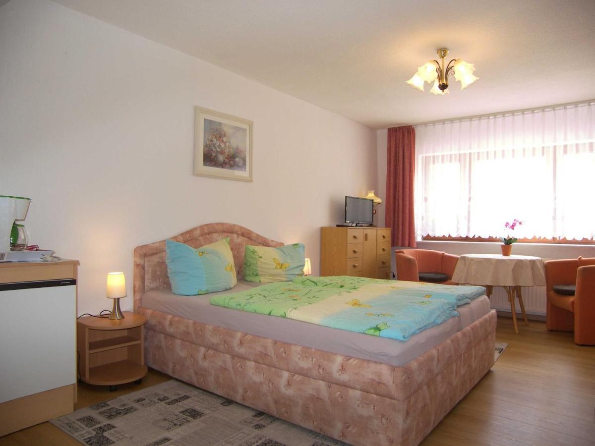 Ferienhaus Alice 10 Gehminuten Vom Strand Entfernt Heringsdorf  Buitenkant foto